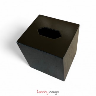 Black lacquer tissue box 10x11xH12cm